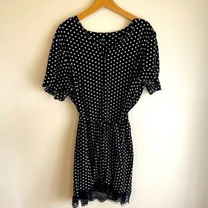 MSK women’s XL polka dot dress! Lace detail at bottom🖤🤍